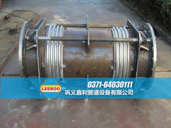 未噴漆的大拉桿橫向波紋<a href=http://m.czjspx.com target=_blank class=infotextkey>補(bǔ)償器</a>