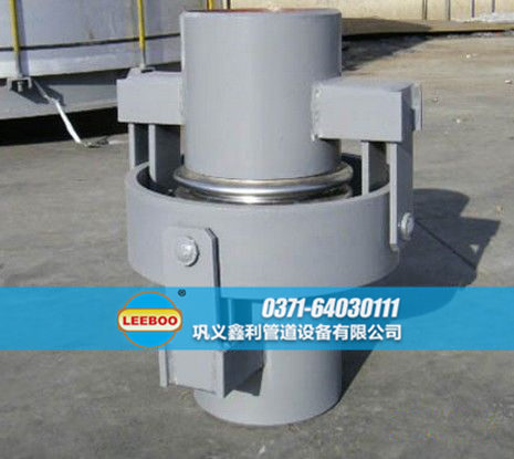 萬(wàn)向鉸鏈套筒<a href=http://m.czjspx.com target=_blank class=infotextkey>補(bǔ)償器</a>