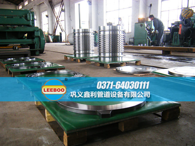 鑫利<a href=http://m.czjspx.com target=_blank class=infotextkey>補償器</a>組裝車間