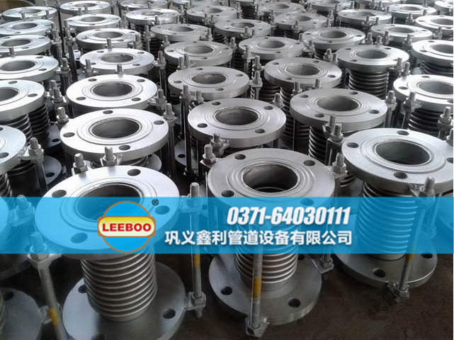 不銹鋼金屬<a href=http://m.czjspx.com target=_blank class=infotextkey>補償器</a>備貨現(xiàn)場