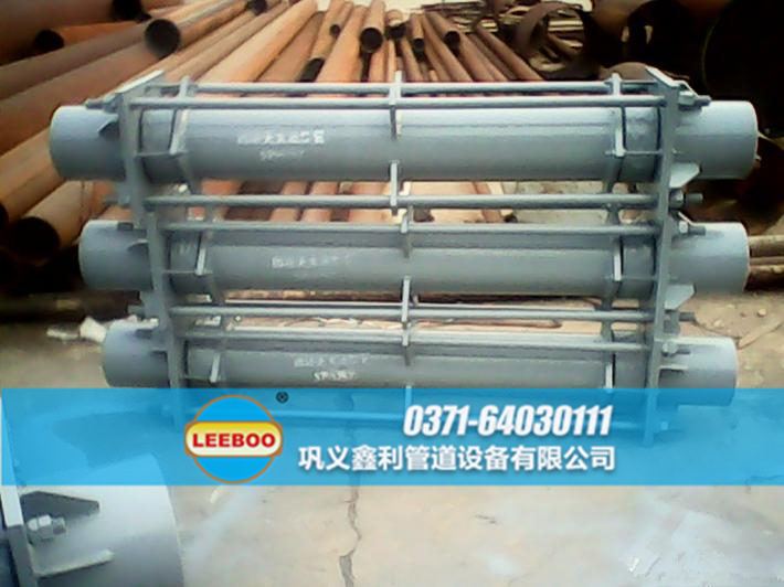 大拉桿橫向波紋<a href=http://m.czjspx.com target=_blank class=infotextkey>補(bǔ)償器</a>