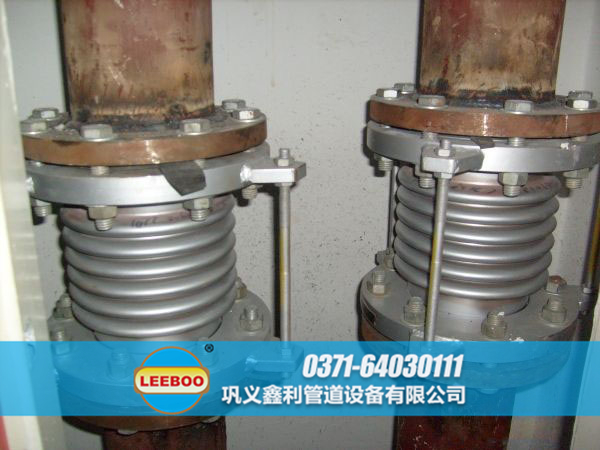 重慶市萬盛區(qū)不銹鋼<a href=http://m.czjspx.com target=_blank class=infotextkey>補(bǔ)償器</a>安裝圖